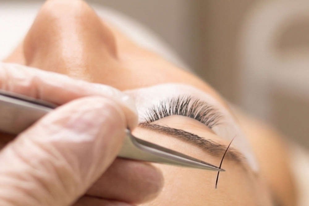 Extensiones de Pestañas Clásicas